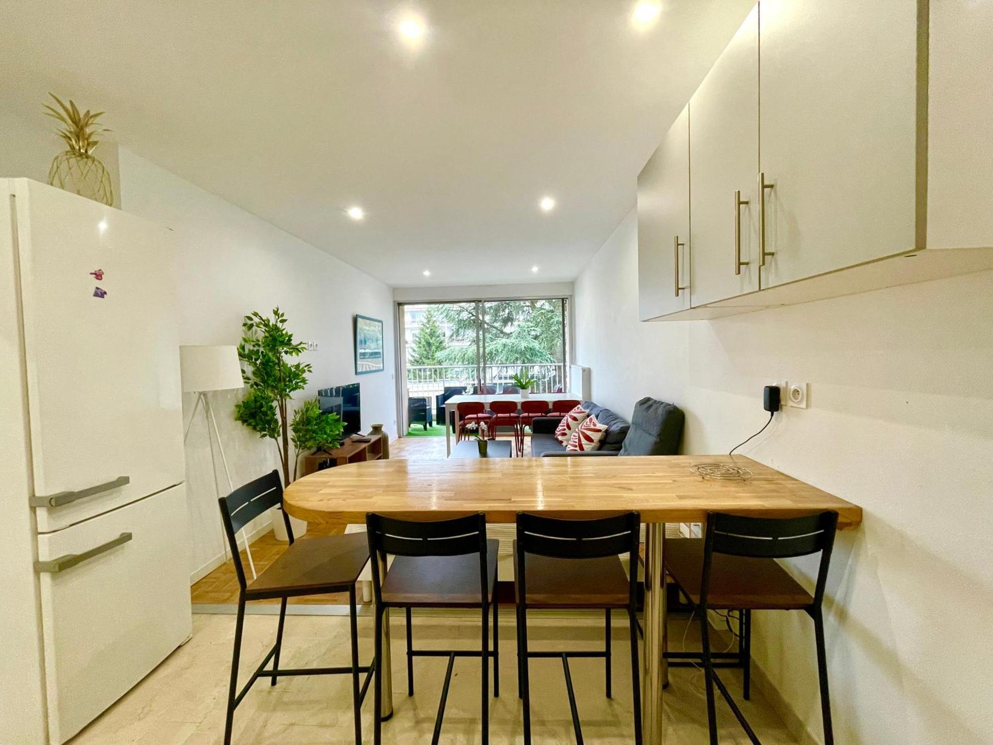 Bngo I Le Spacieux I 3 Chambres, 2 Salles De Bain, Parking Prive Gratuit, 8 Personnes, Vieux Lyon Hypercentre Exterior photo