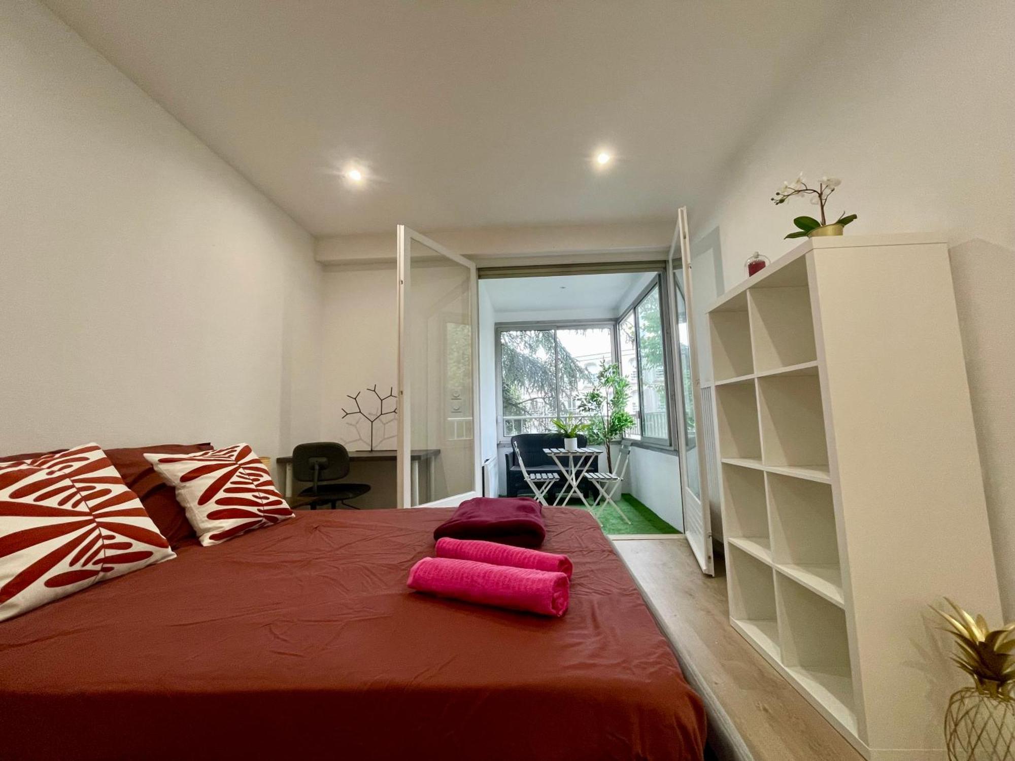 Bngo I Le Spacieux I 3 Chambres, 2 Salles De Bain, Parking Prive Gratuit, 8 Personnes, Vieux Lyon Hypercentre Exterior photo