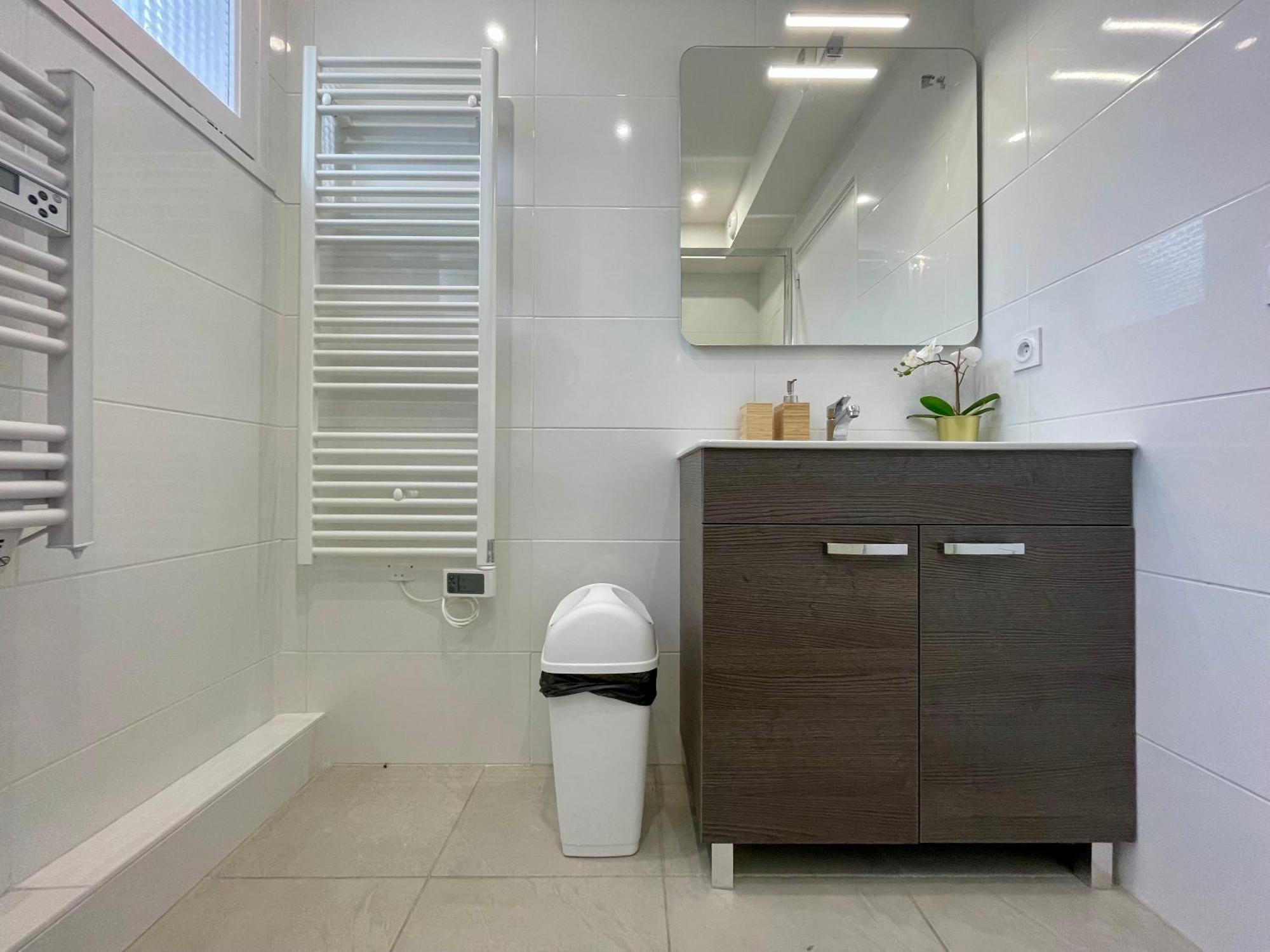 Bngo I Le Spacieux I 3 Chambres, 2 Salles De Bain, Parking Prive Gratuit, 8 Personnes, Vieux Lyon Hypercentre Exterior photo